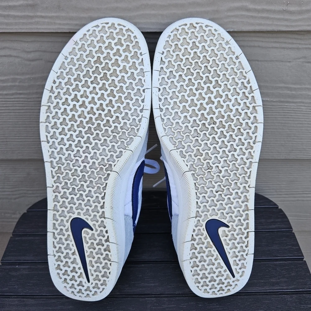 Nike Heritage Vulc SB White Gray Deep Royal Blue Shoes Mens Sneakers Size 9.5